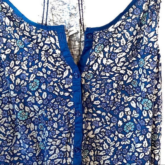 NWT Blue American Eagle Floral Tank Top - Picture 2 of 4